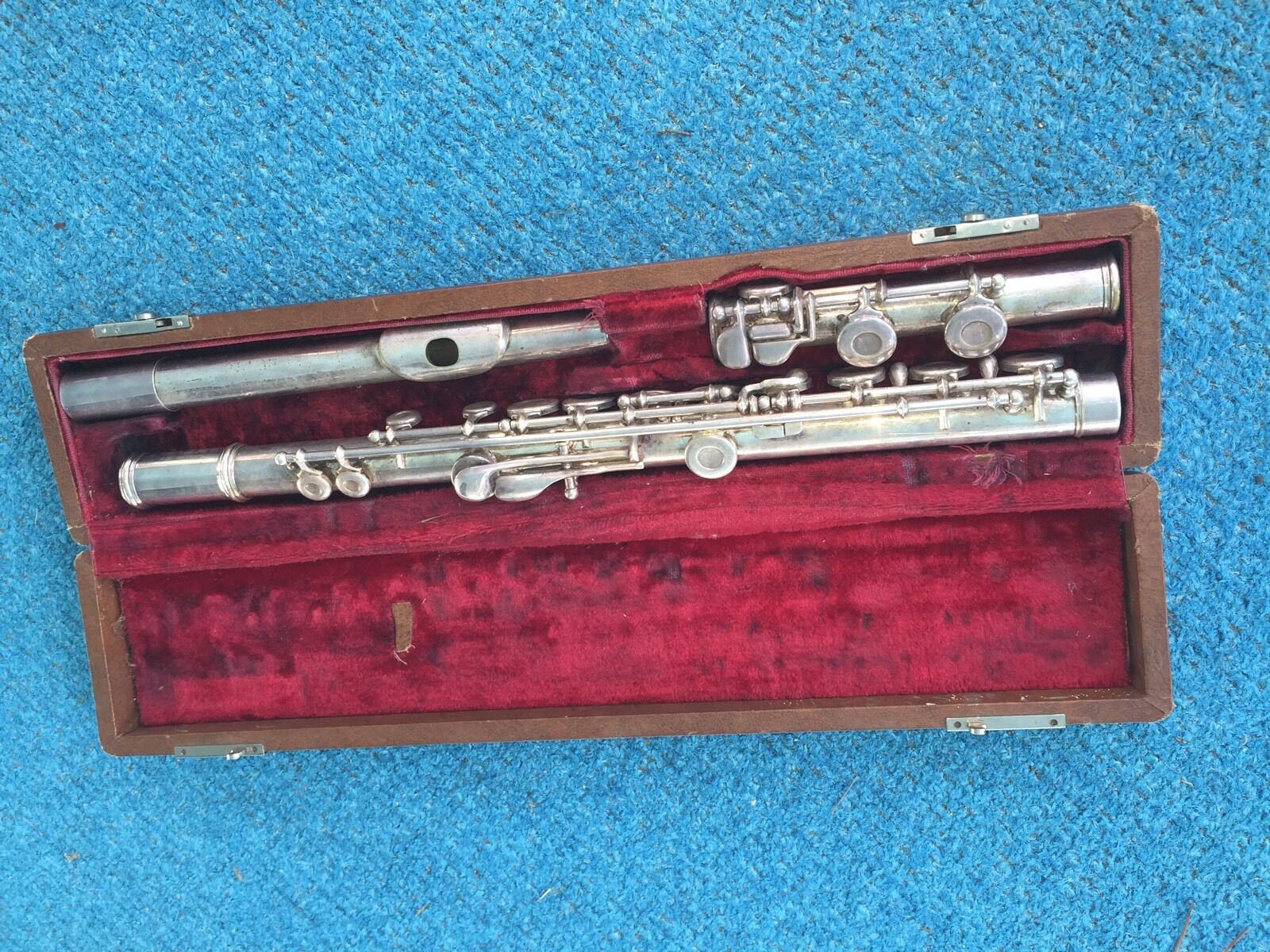 armstrong flute serial numbers